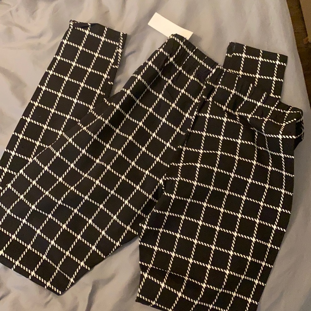 NWT Leggings